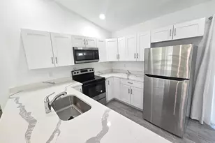 2447 NW 5th St, Okeechobee, FL 34972 - Photo 6