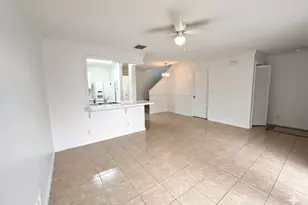 130 Cypress Way W, Palm Springs, FL 33406 - Photo 2