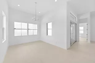 10005 Driftwood Wy, Palm Beach Gardens, FL 33412 - Photo 6