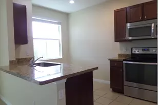 322 Lake Monterey Cir, Boynton Beach, FL 33426 - Photo 10