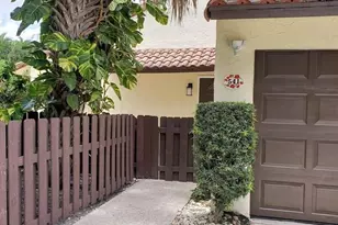 541 NE 47th St, Boca Raton, FL 33431 - Photo 2