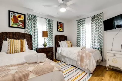 609 S Arnold Avenue S, Lantana, FL 33462 - Photo 14