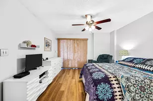 3146 Via Poinciana, Lake Worth, FL 33467 - Photo 16