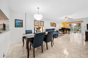 3146 Via Poinciana, Lake Worth, FL 33467 - Photo 8