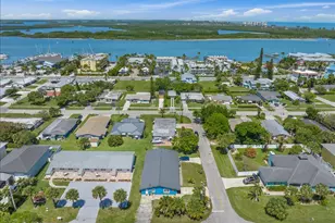 221 Balboa St, Fort Pierce, FL 34949 - Photo 4