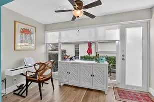 8871 Warwick Dr, Boca Raton, FL 33433 - Photo 6