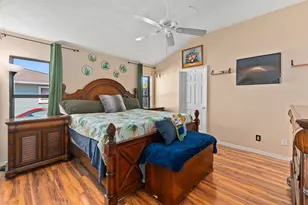 449 SE Glenwood Dr, Port Saint Lucie, FL 34953 - Photo 8