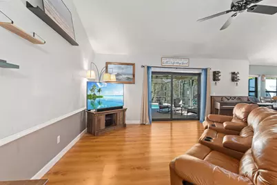 449 SE Glenwood Drive, Port Saint Lucie, FL 34953 - Photo 10