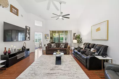 1632 SW Harbour Isles Circle #88, Port Saint Lucie, FL 34986 - Photo 12