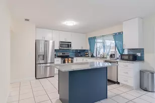 1942 SE Carvalho St, Port Saint Lucie, FL 34983 - Photo 4