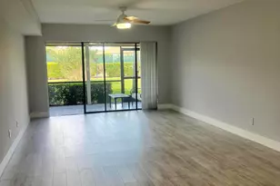 901 Pinecrest Cir, Jupiter, FL 33458 - Photo 2