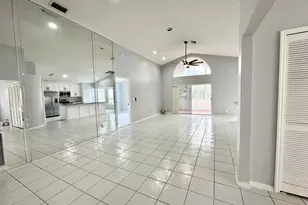 119 Hammocks Ct, Greenacres, FL 33413 - Photo 10