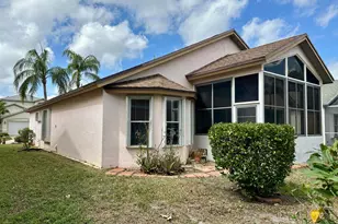 119 Hammocks Ct, Greenacres, FL 33413 - Photo 2