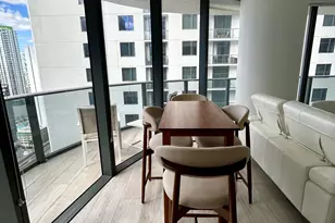 55 SW 9th St, Miami, FL 33130 - Photo 20