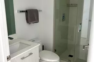 55 SW 9th St, Miami, FL 33130 - Photo 58