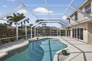 123 Fernwood Crescent, Royal Palm Beach, FL 33411 - Photo 2