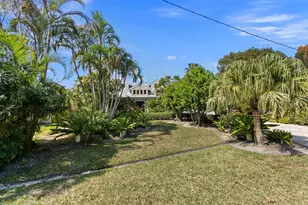 1993 SE Giffen Ave, Port Saint Lucie, FL 34952 - Photo 8