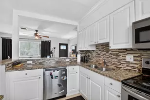 376 Leigh Rd, West Palm Beach, FL 33405 - Photo 24