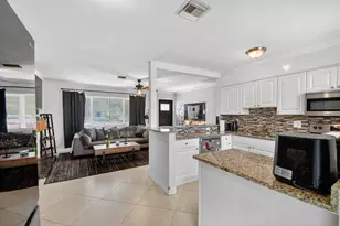 376 Leigh Rd, West Palm Beach, FL 33405 - Photo 18