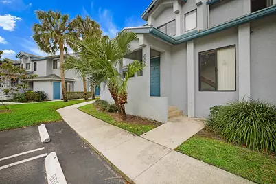 605 Harbour Pointe Way, Greenacres, FL 33413 - Photo 2