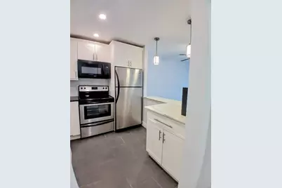 1830 Embassy Drive #303, West Palm Beach, FL 33401 - Photo 4