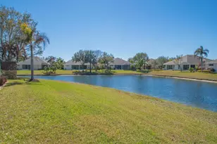 431 West Temple Ct SW, Vero Beach, FL 32968 - Photo 2