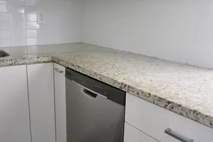 307 Burgundy, Delray Beach, FL 33484 - Photo 8