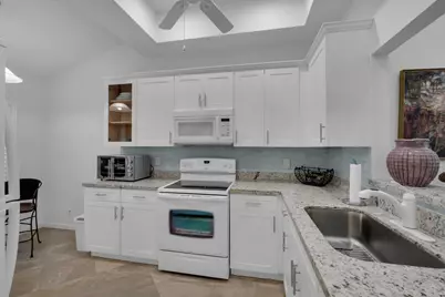 10980 Lake Front Place, Boca Raton, FL 33498 - Photo 8