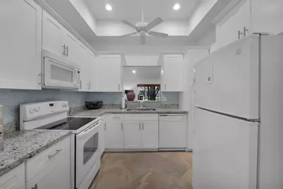 10980 Lake Front Place, Boca Raton, FL 33498 - Photo 10