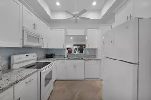 10980 Lake Front Pl, Boca Raton, FL 33498 - Photo 10