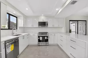 15350 Strathearn Dr, Delray Beach, FL 33446 - Photo 2