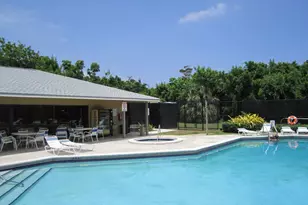 677 Trace Cir, Deerfield Beach, FL 33441 - Photo 12