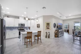 12828 SW Lake Fern Cir, Port Saint Lucie, FL 34987 - Photo 6