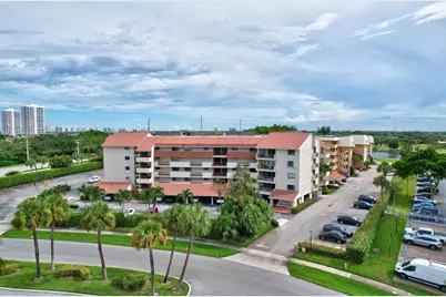 300 Golfview Road #407, North Palm Beach, FL 33408 - Photo 2