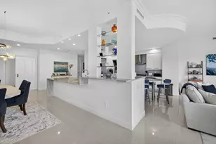 3800 N Ocean Dr, Singer Island, FL 33404 - Photo 18
