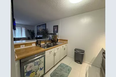 1443 39th Avenue #2, Vero Beach, FL 32960 - Photo 10