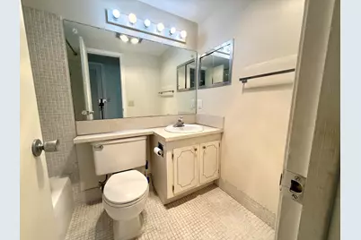 69 Norwich C, West Palm Beach, FL 33417 - Photo 10
