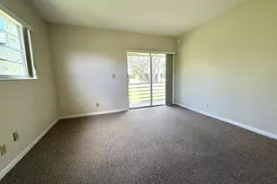 69 Norwich C, West Palm Beach, FL 33417 - Photo 4