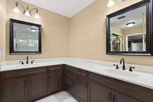 1952 Primrose Ln, Wellington, FL 33414 - Photo 12