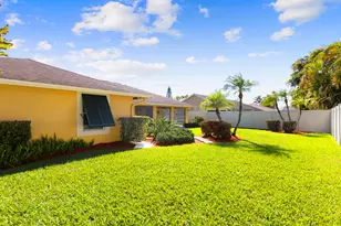 1952 Primrose Ln, Wellington, FL 33414 - Photo 34