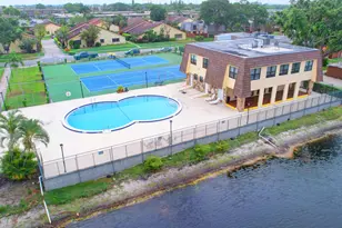 484 Springdale Cir, Palm Springs, FL 33461 - Photo 56