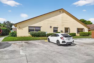 484 Springdale Cir, Palm Springs, FL 33461 - Photo 40