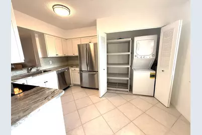 14310 Strathmore Lane #207, Delray Beach, FL 33446 - Photo 4