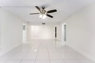 606 NW 13th St, Boca Raton, FL 33486 - Photo 8