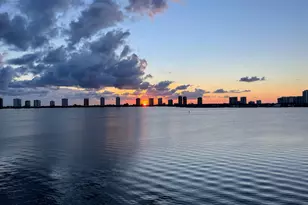 801 Lake Shore Dr, Lake Park, FL 33403 - Photo 30