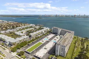 801 Lake Shore Dr, Lake Park, FL 33403 - Photo 24