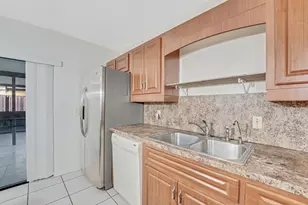 4205 Turnberry Cir, Lake Worth, FL 33467 - Photo 14