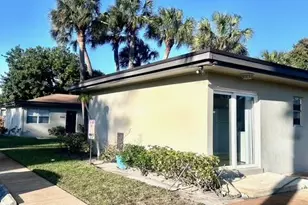 9326 Sunrise Dr, West Palm Beach, FL 33403 - Photo 32