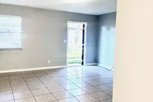 9326 Sunrise Dr, West Palm Beach, FL 33403 - Photo 14