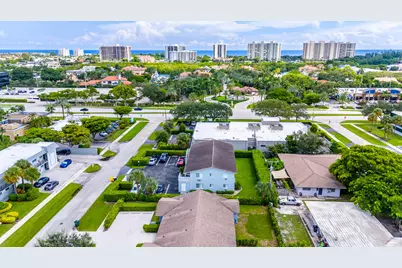 560 NE 46th Street, Boca Raton, FL 33431 - Photo 2